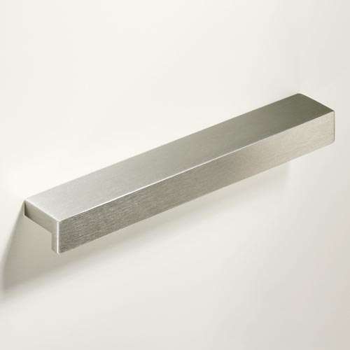 Griff Rovigo, 8 x 224 mm, L 2000 mm, Aluminium eloxiert